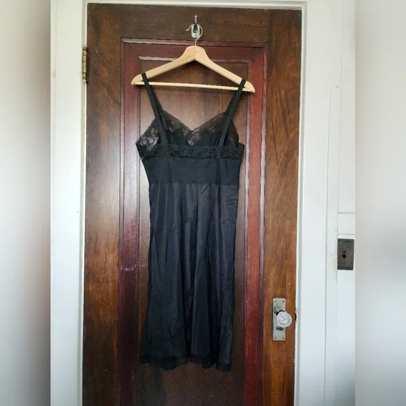 Barbizon Extoll Remarque Black Crepe Dress Women’s Size 14 | Vintage Lace Formal - Picture 2 of 3